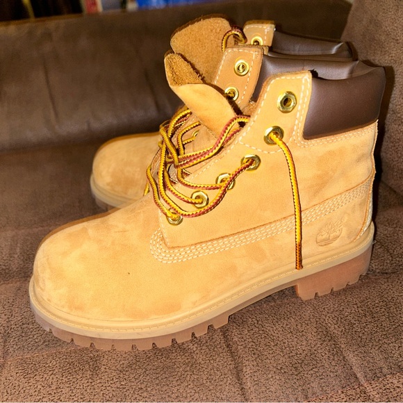 Aunthentic Kids Timberland Waterproof Boots Color:Wheat NuBuck - Picture 3 of 6